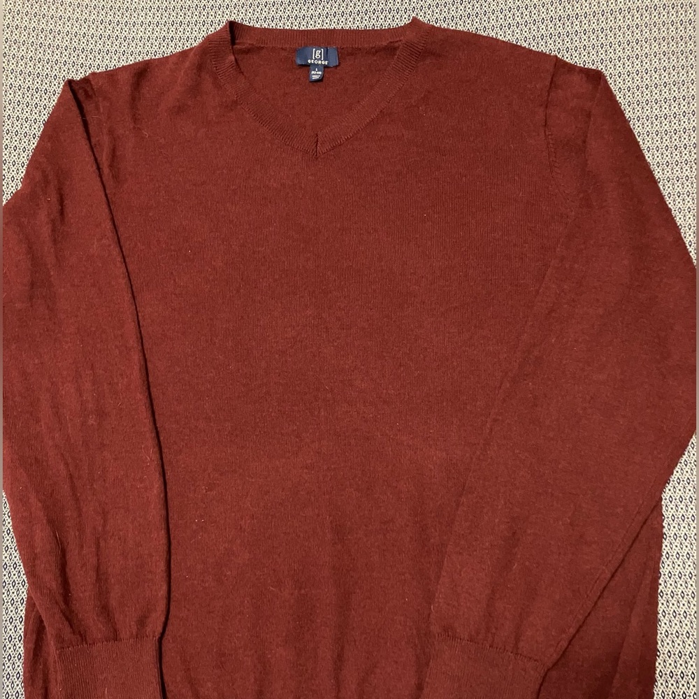 GEORGE NWT Men’s V-Neck Sweater Long Sleeve L (42-44)
